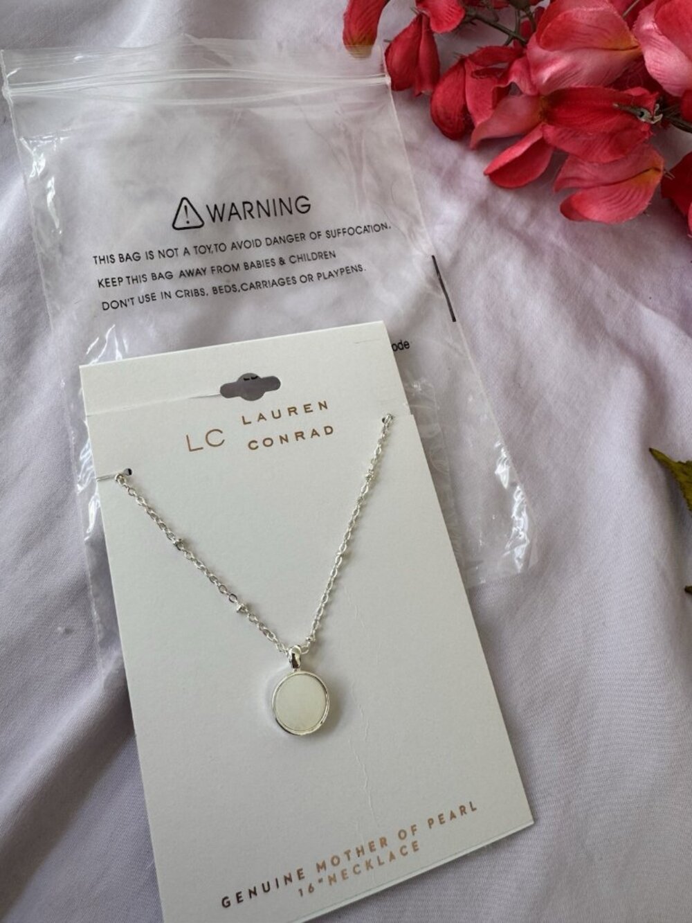 Lauren Conrad Dainty Mother Of Pearl Necklace Circle Charm Silver Tone 16" NEW
